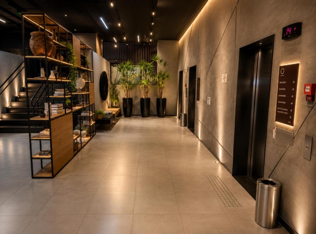 Entrada — Lapidare Flat Alpha Stay